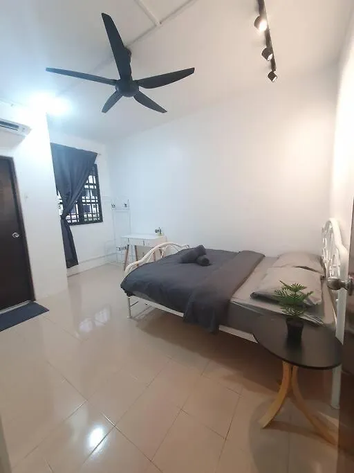 3 Storey Bangalow Near Spice Arena & Queensbay Mall Bayan Lepas