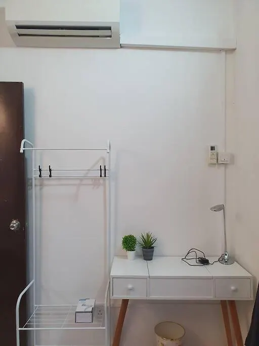 3 Storey Bangalow Near Spice Arena & Queensbay Mall Bayan Lepas 0*,  Malezja