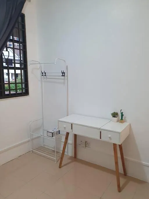 Apartament 3 Storey Bangalow Near Spice Arena & Queensbay Mall Bayan Lepas