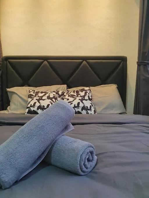 3 Storey Bangalow Near Spice Arena & Queensbay Mall Bayan Lepas 0*,  Malezja